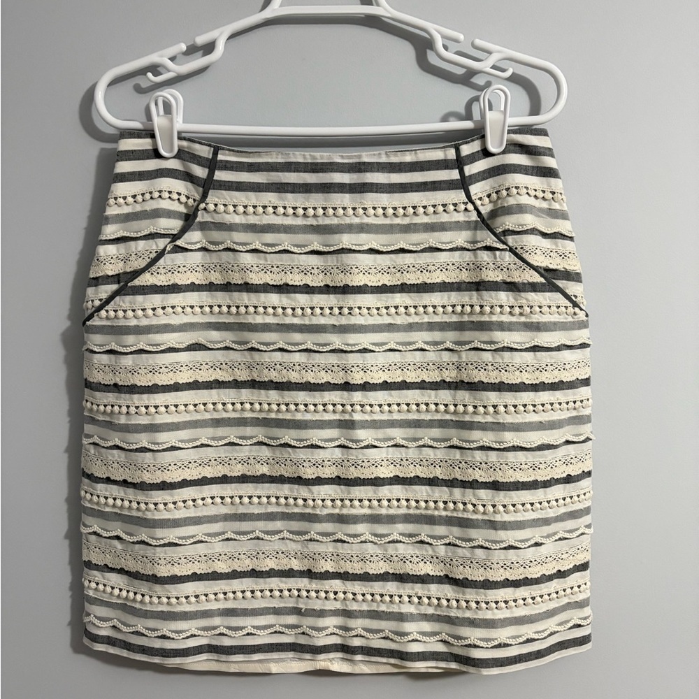 Anthropologie Tabitha Gray Striped Lace Trim Mini Skirt Womens Sz 8 Linen Blend
